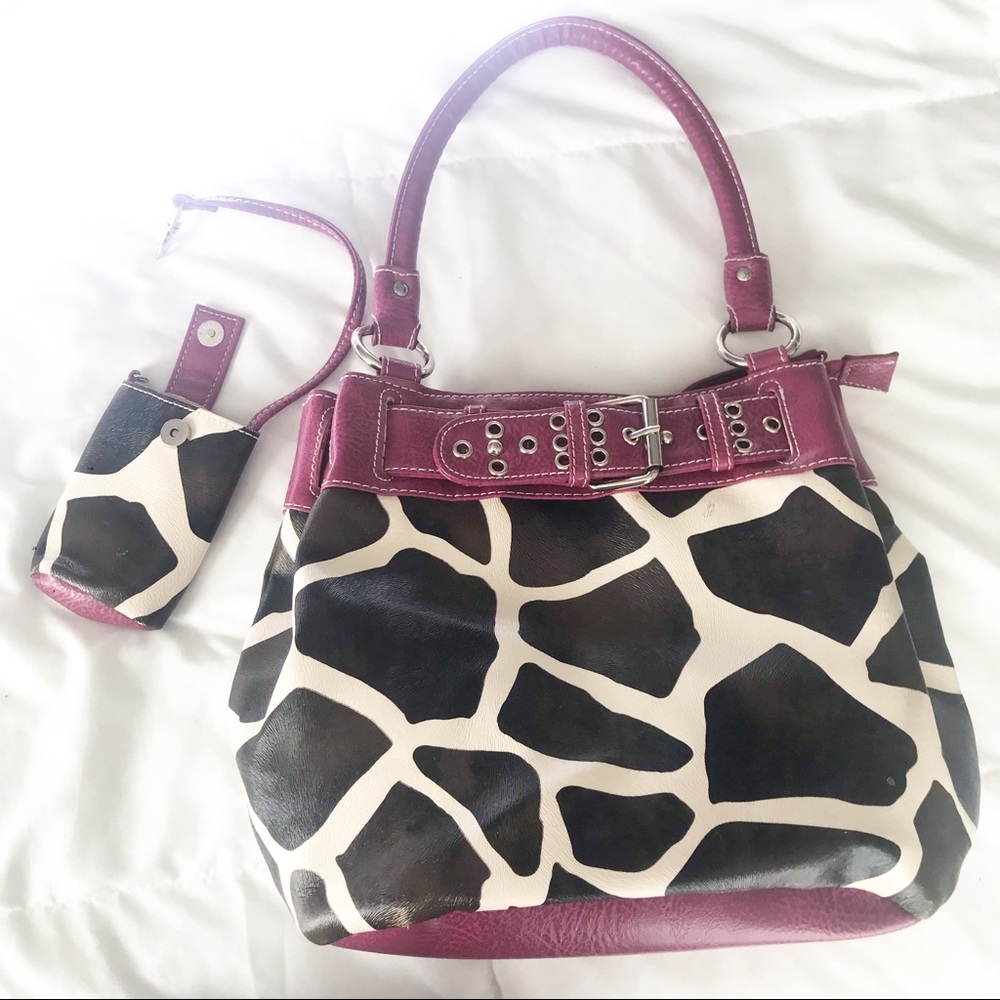 Giraffe Print Purse & Phone Pouch